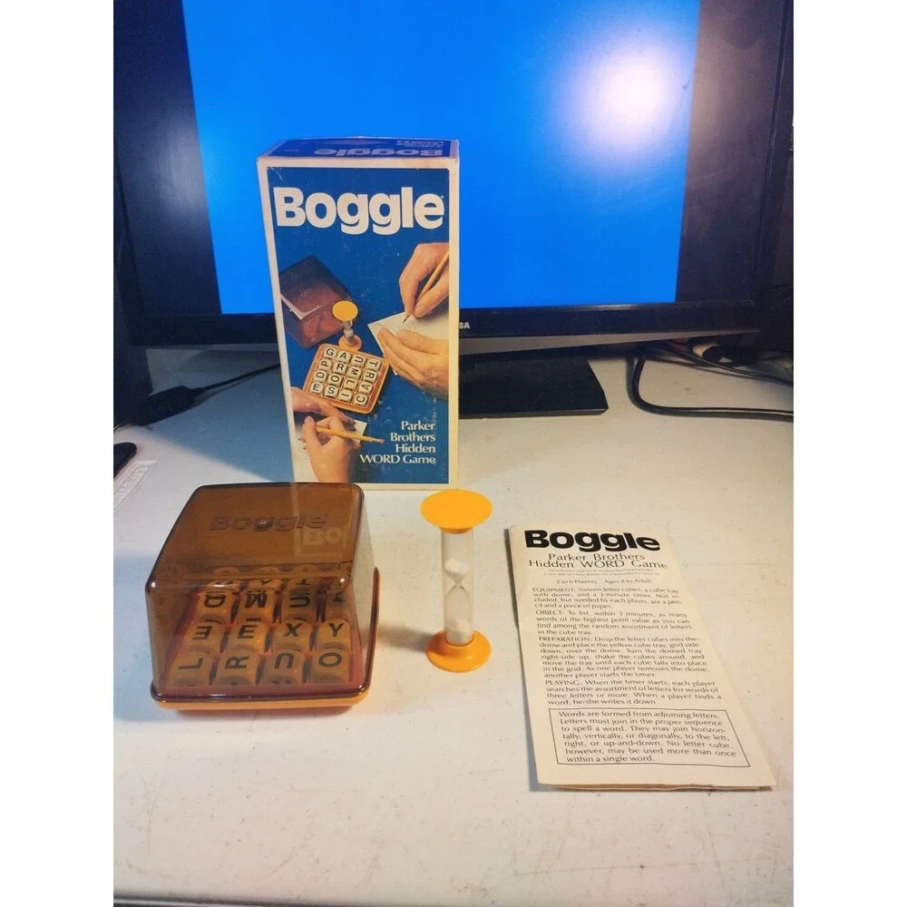 Vintage 1976 Boggle Hidden Word Game Parker Brothers - Complete In Box